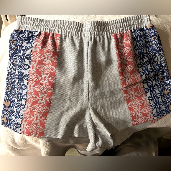 BCBG MaxAzria Ella Printed Boxing Short in Cobalt Blue Multi. Women’s Medium - Picture 3 of 6